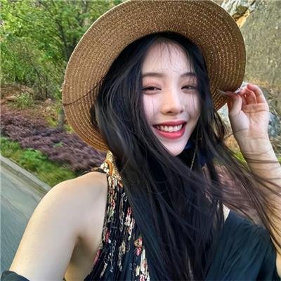 捡到美女剑仙后我逆袭了